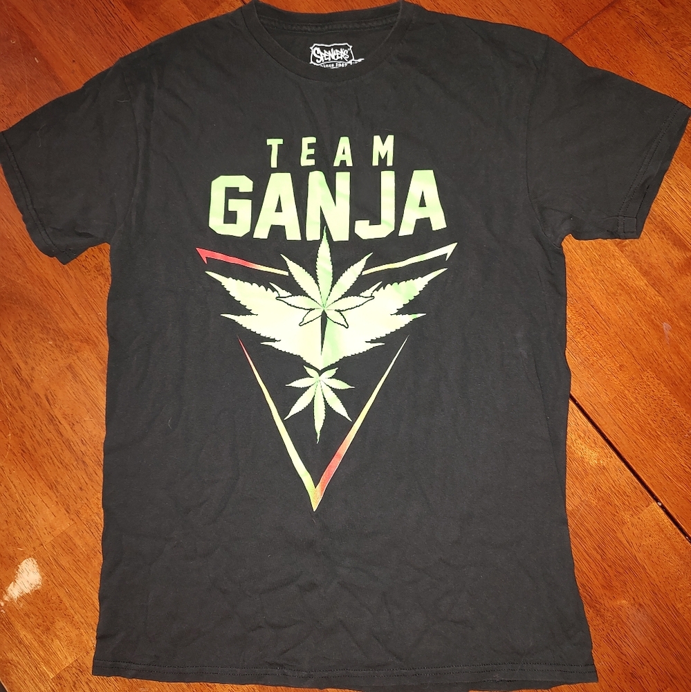 Spencer’s “Team Ganja” Cannabis Graphic Tee | Size M | Weed Leaf Shirt